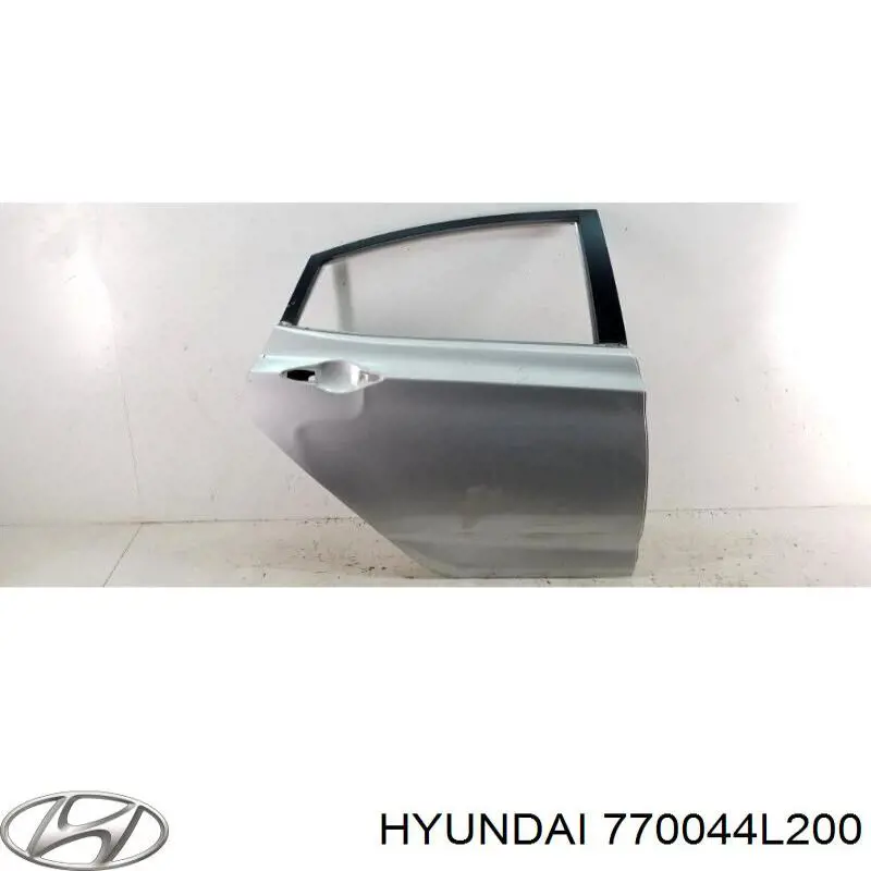 Porta traseira direita para Hyundai SOLARIS (SBR11)