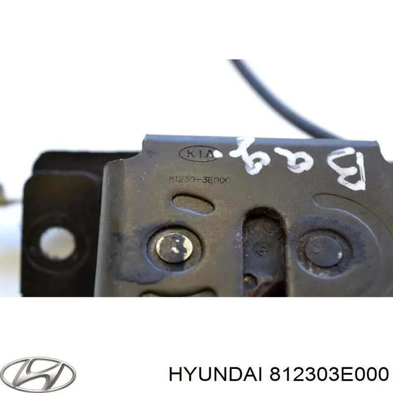 Замок крышки багажника Hyundai/Kia 812303E000