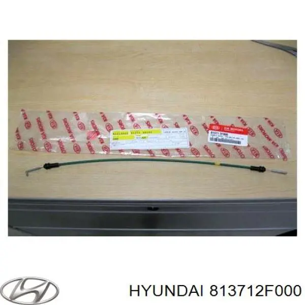 813712F000 Hyundai/Kia трос (тяга открывания замка двери передней левой)