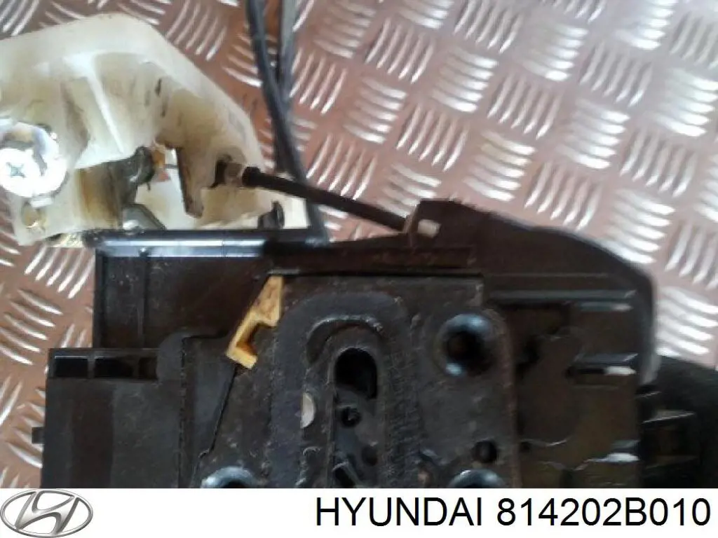 Купить 814202B010 Hyundai/Kia Замок двери задней правой