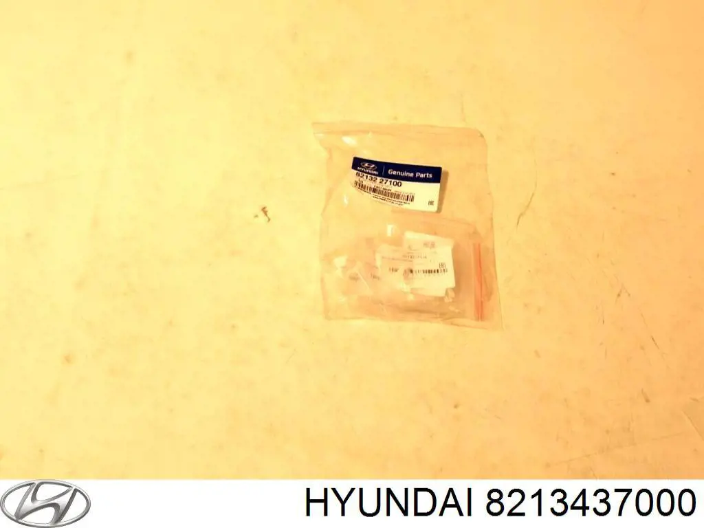  8213437000 Hyundai/Kia