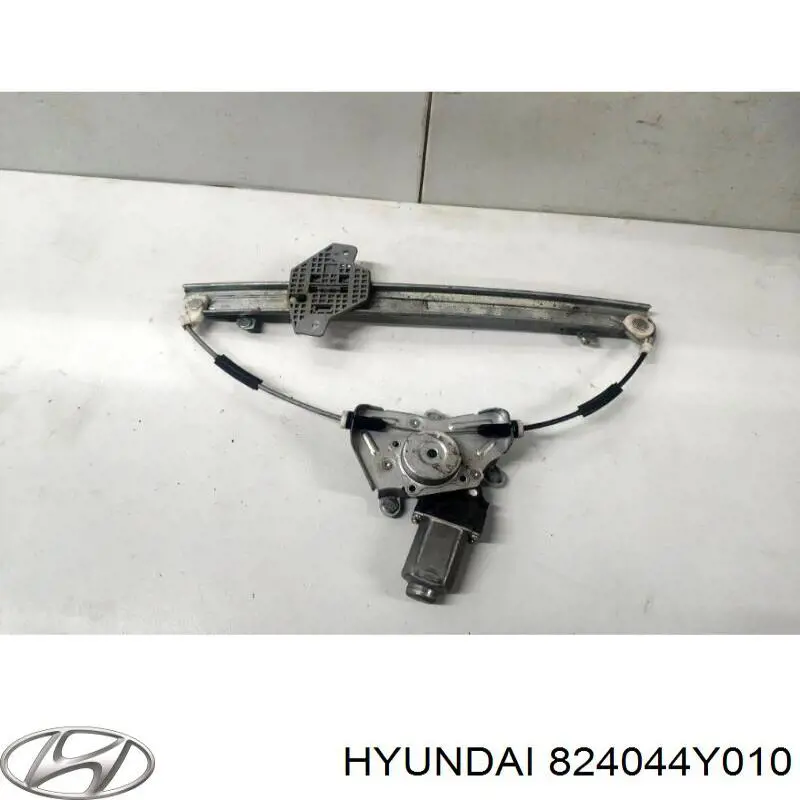 824044Y010 Hyundai/Kia 