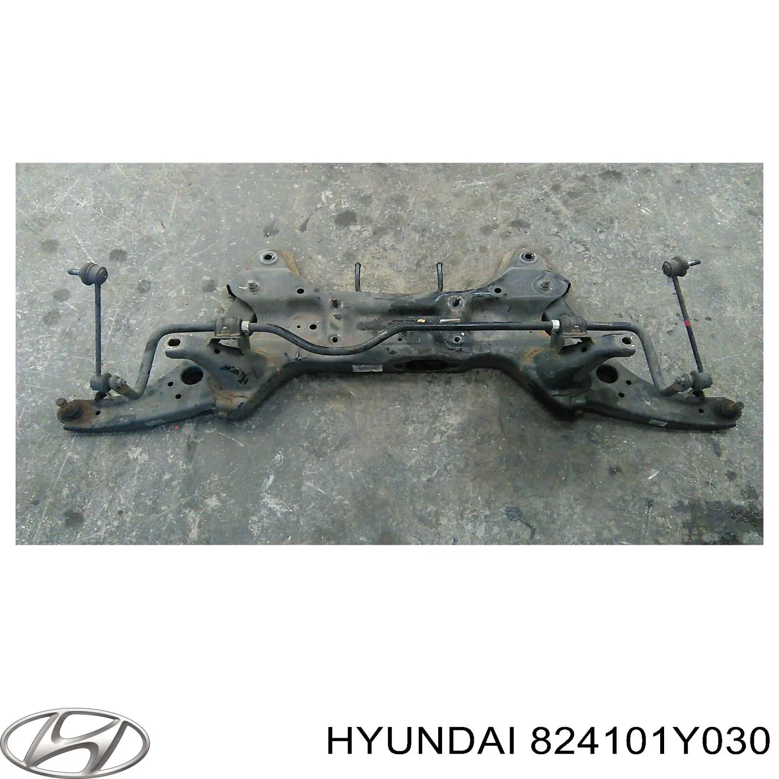 Стекло двери передней левой HYUNDAI 824101Y030