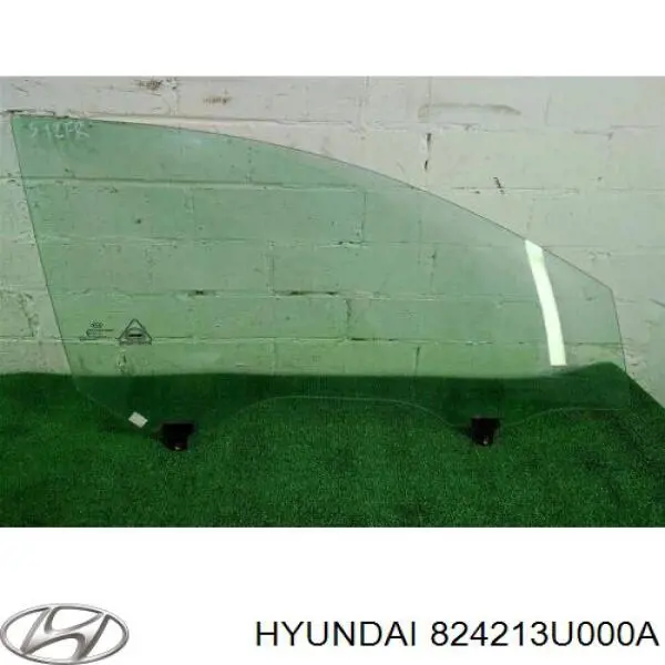 824213U000A Hyundai/Kia vidro da porta dianteira direita