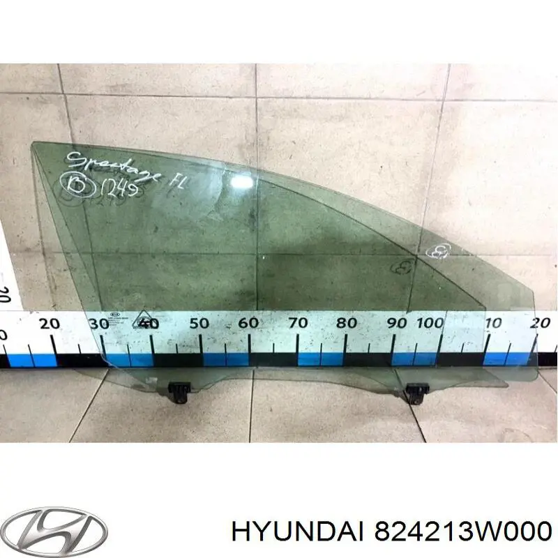 824200Z000A Hyundai/Kia vidro da porta dianteira direita