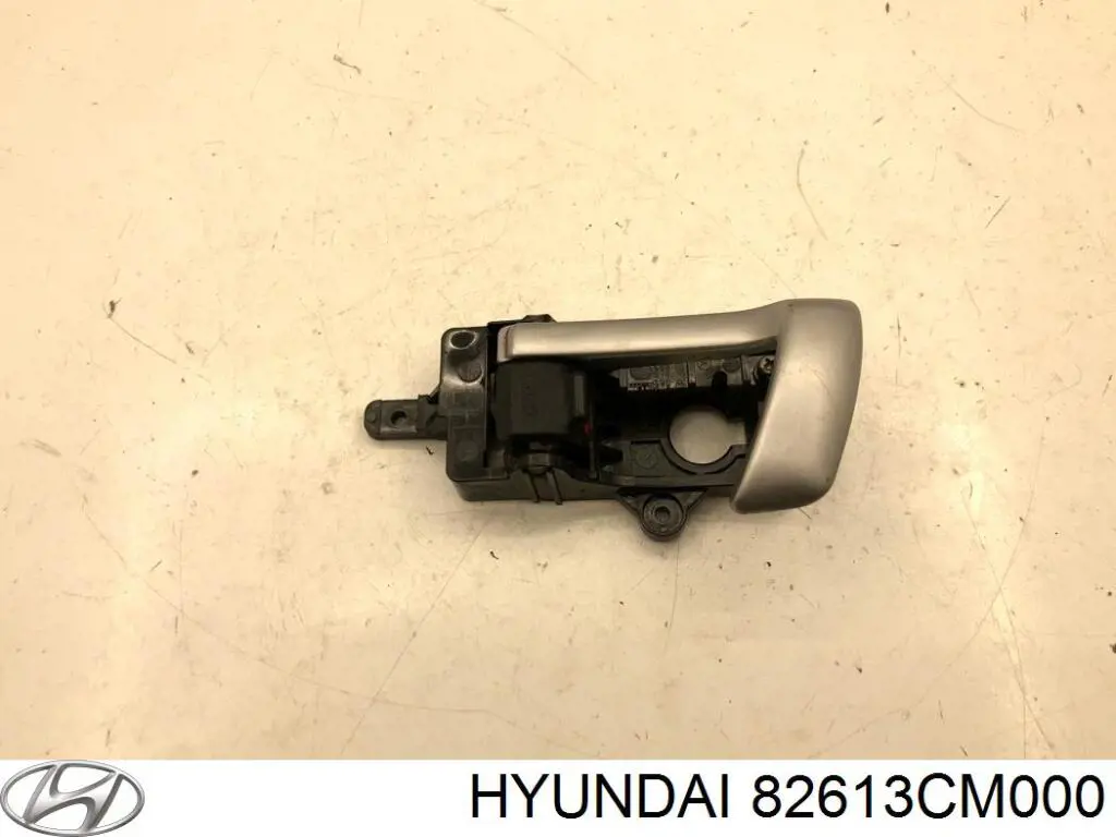 82613CM000 Hyundai/Kia ручка двери передней внутренняя левая
