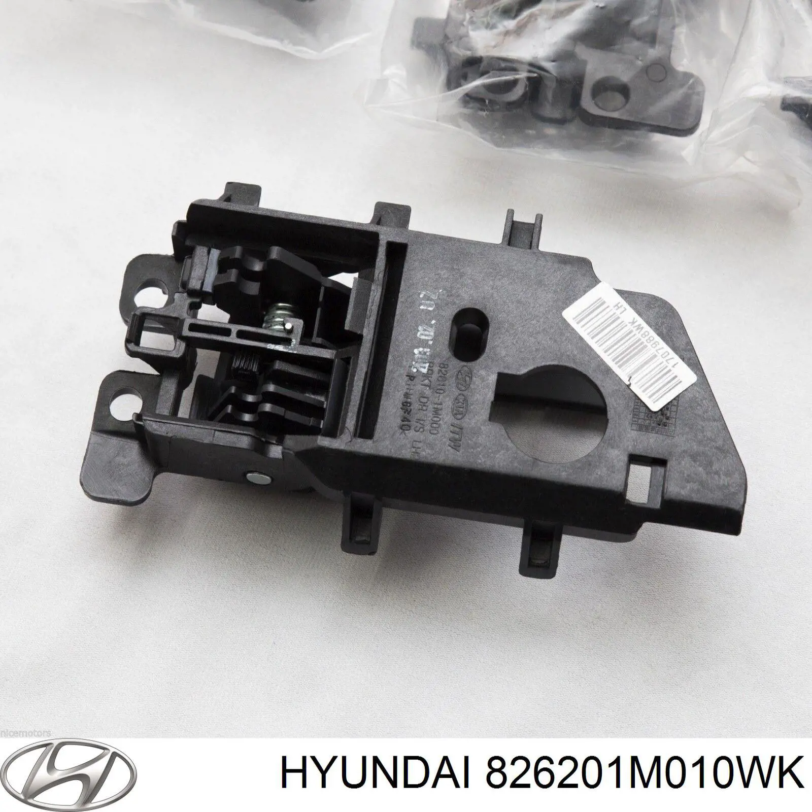 Купить 826201M010WK Hyundai/Kia 