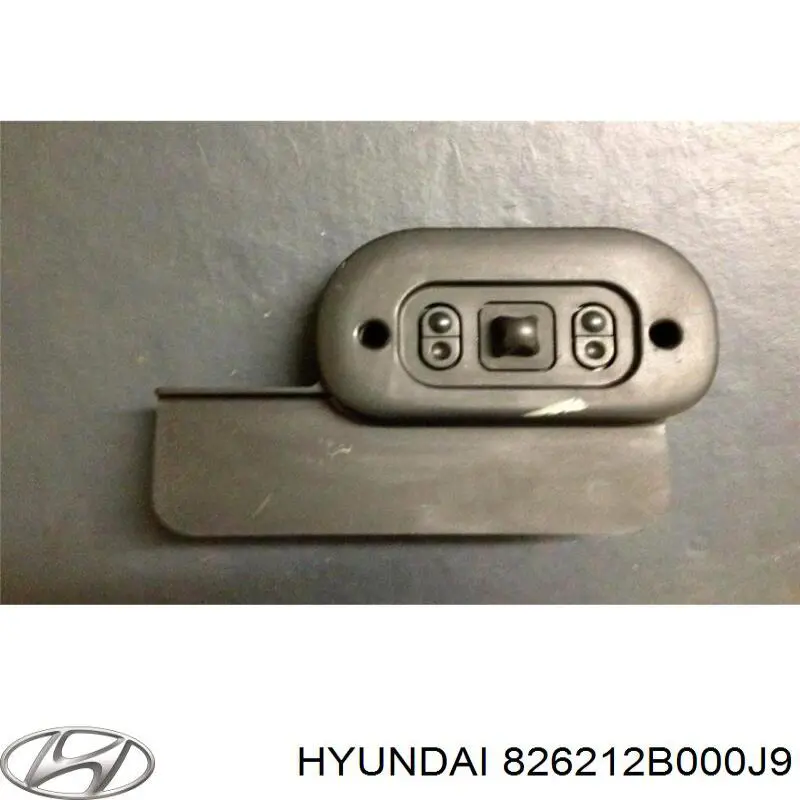  826212B000J9 Hyundai/Kia