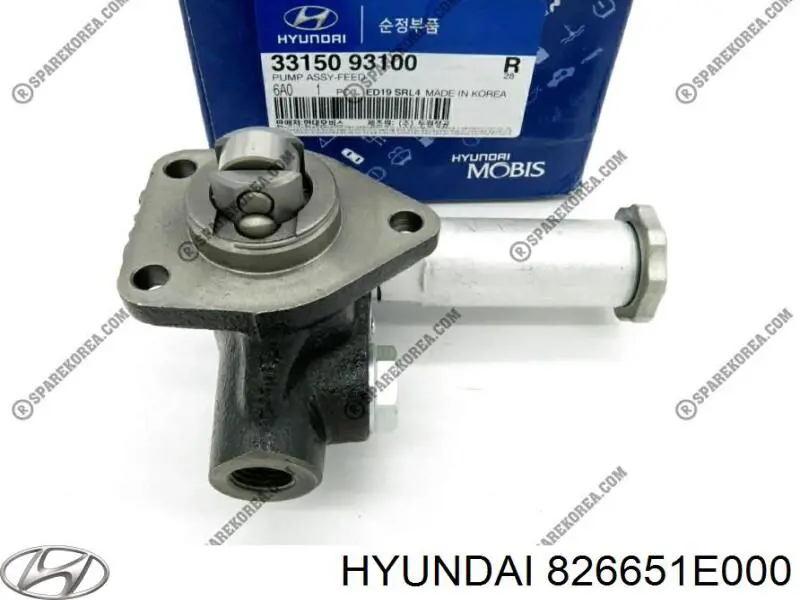 Держатель наружной ручки двери передней правой 826651E000 Hyundai/Kia