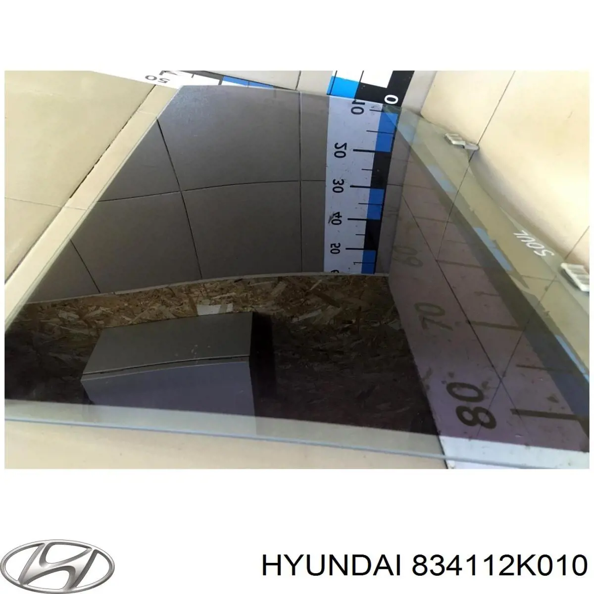 834112K010 Hyundai/Kia vidro da porta traseira esquerda