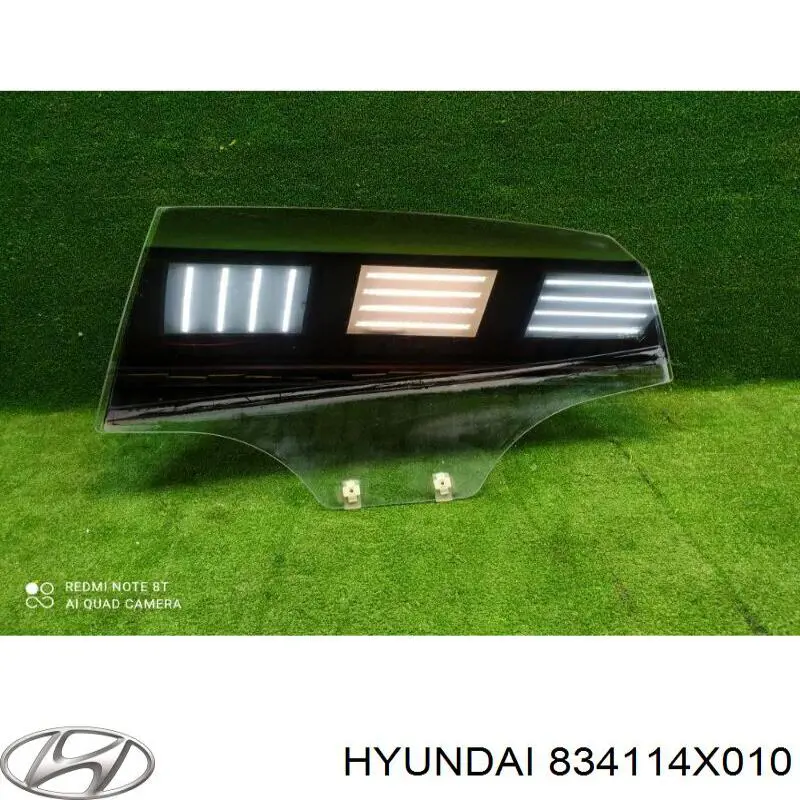 Стекло двери задней левой Hyundai/Kia 834114X010