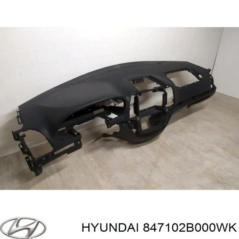 847102B000WK Hyundai/Kia Передняя панель