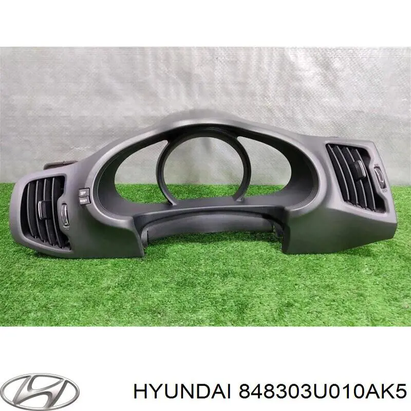 848303U010AK5 Hyundai/Kia Облицовка щитка приборов "торпедо"