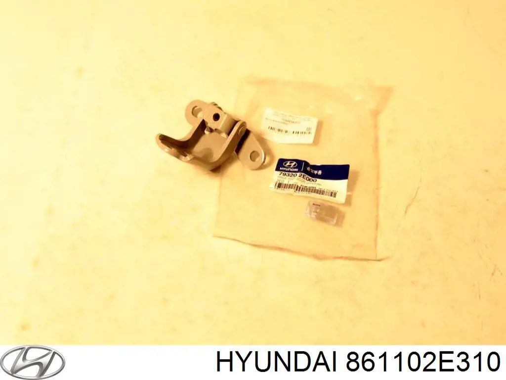 861102E310 Hyundai/Kia стекло лобовое