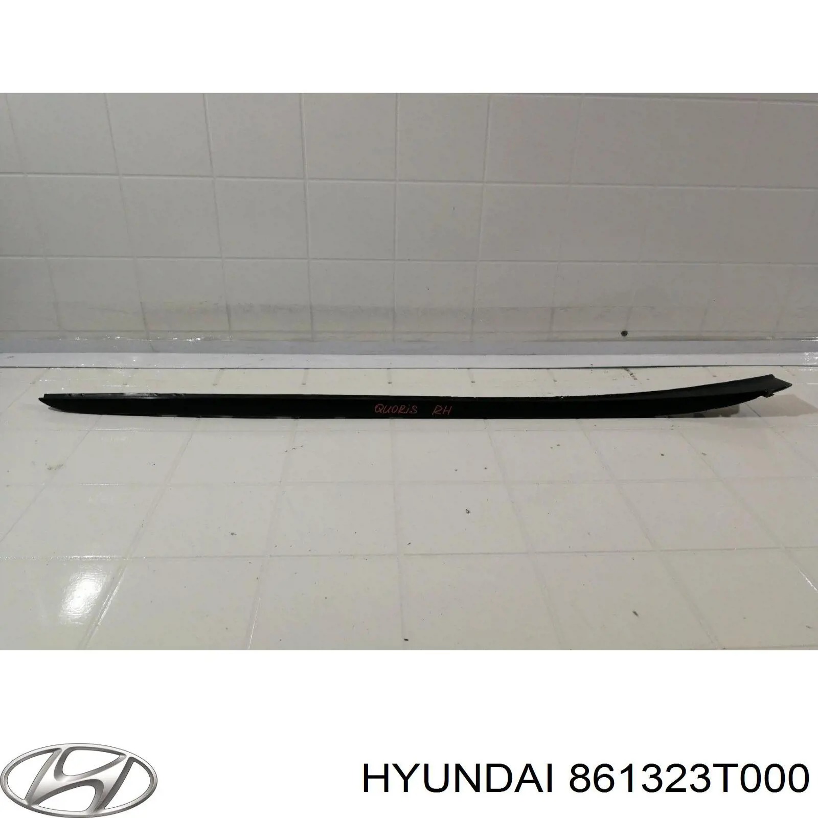 861323T000 Hyundai/Kia moldura direita de pára-brisas