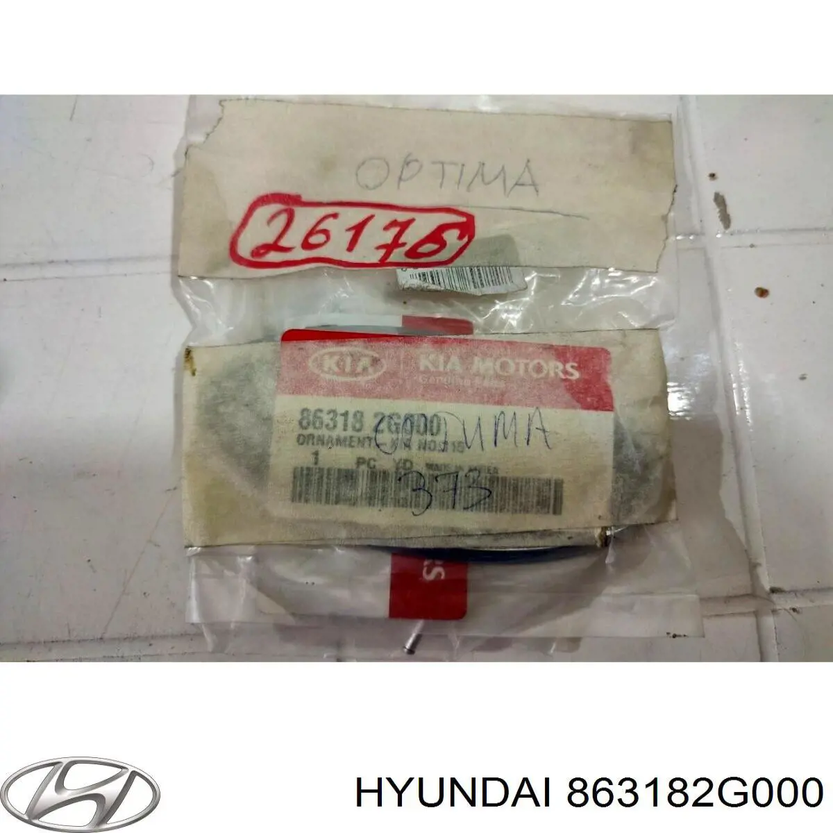 863182G000 Hyundai/Kia emblema de tampa de porta-malas (emblema de firma)