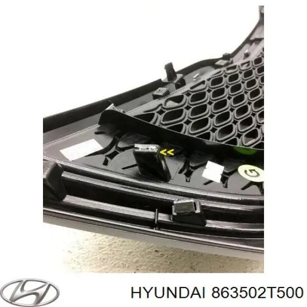 Решетка радиатора Hyundai/Kia 863502T500