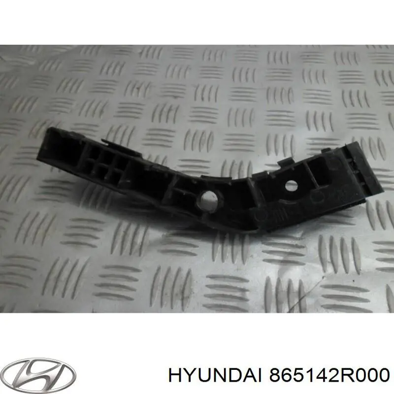 Купить 865142R000 Hyundai/Kia Кронштейн бампера переднего внешний правый