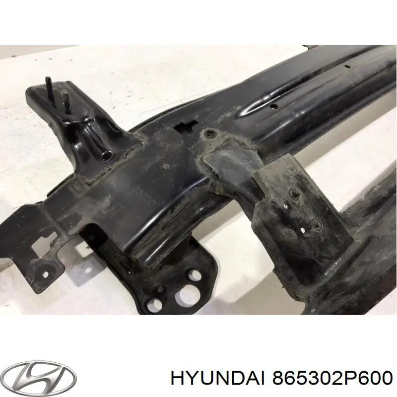 865302P600 Hyundai/Kia reforçador do pára-choque dianteiro