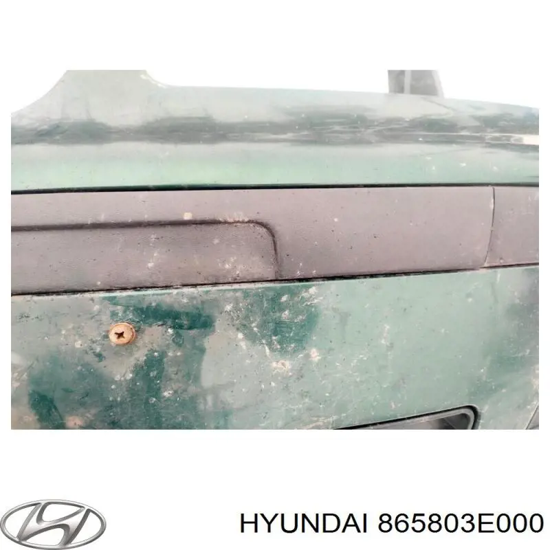 Кронштейн бампера переднего, центральный Hyundai/Kia 865803E000