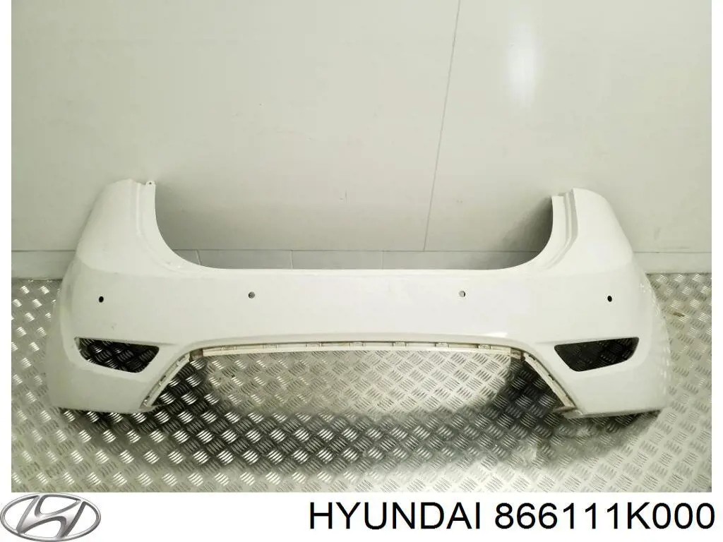 Pára-choque traseiro para Hyundai I20 (GB)