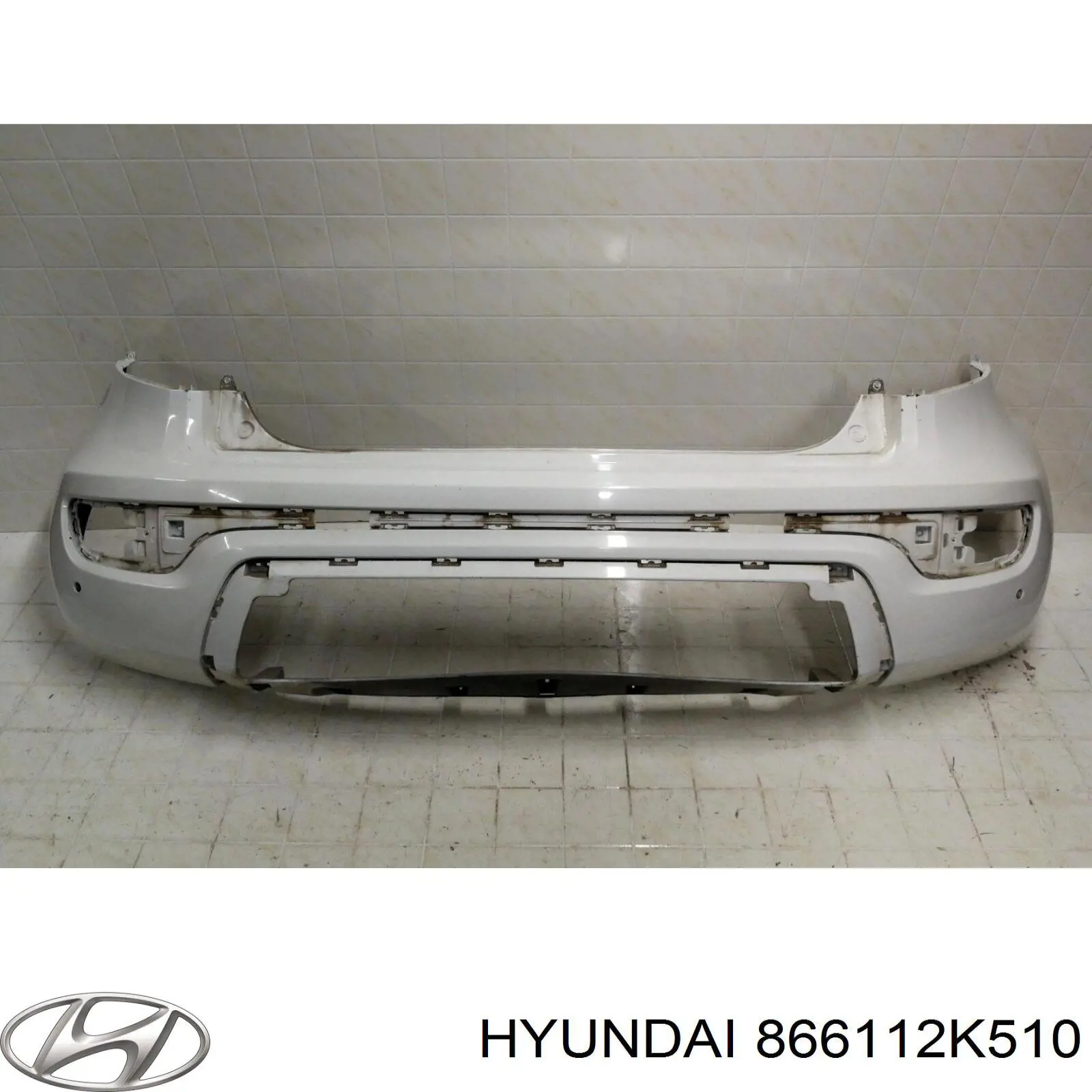 Задний бампер 866112K510 Hyundai/Kia