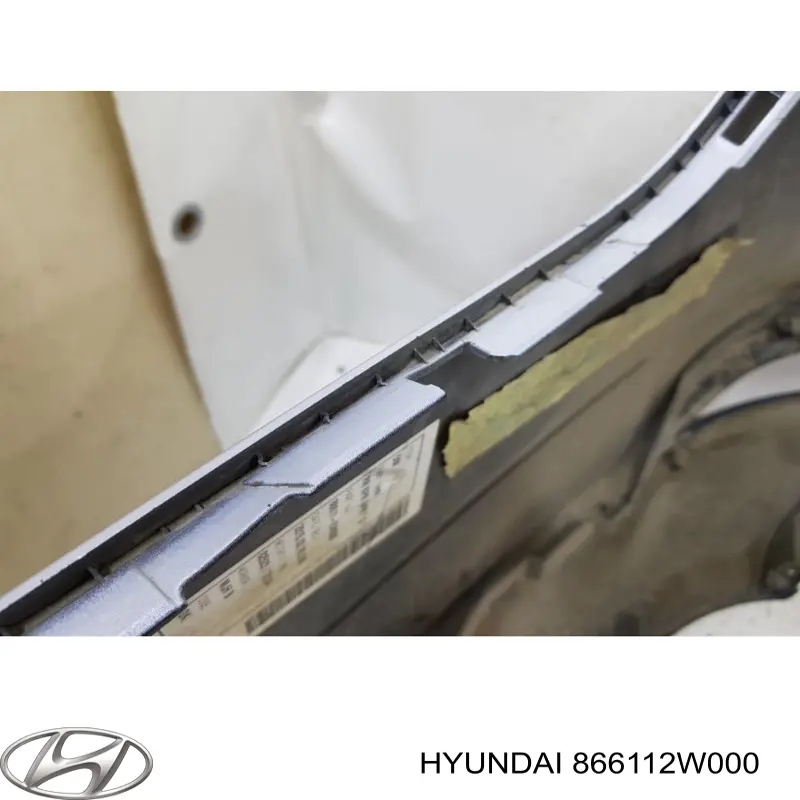 866112W000 Hyundai/Kia Бампер задний, верхняя часть