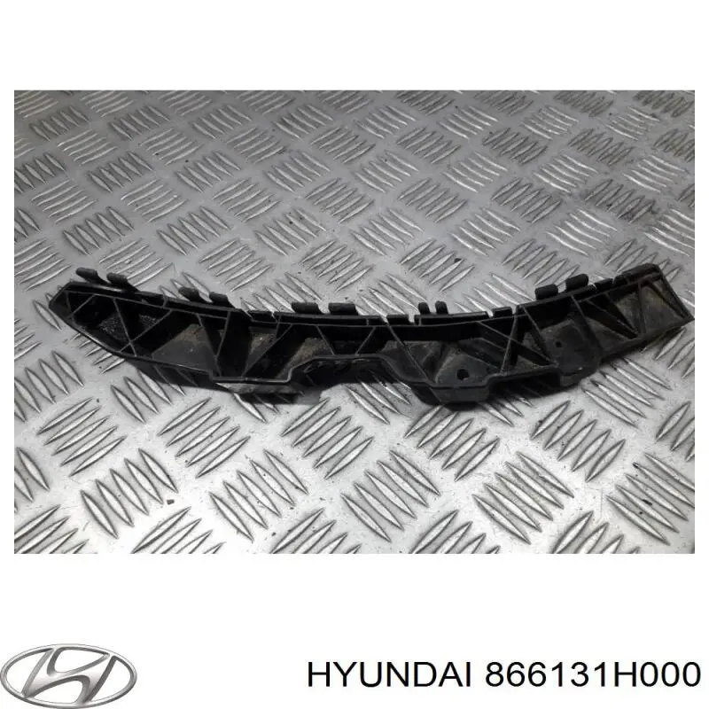 866151H000 Hyundai/Kia consola esquerda do pára-choque traseiro
