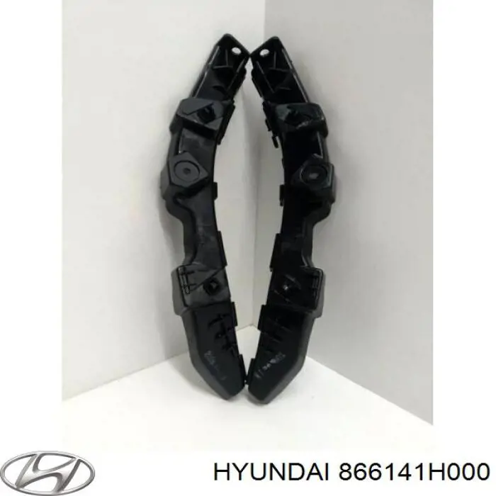 Правый кронштейн заднего бампера Hyundai/Kia 866161H000