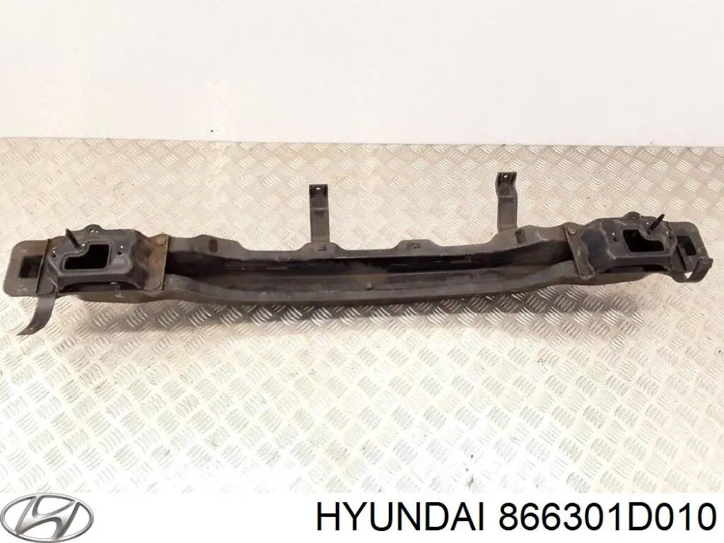 866301D010 Hyundai/Kia reforçador do pára-choque traseiro
