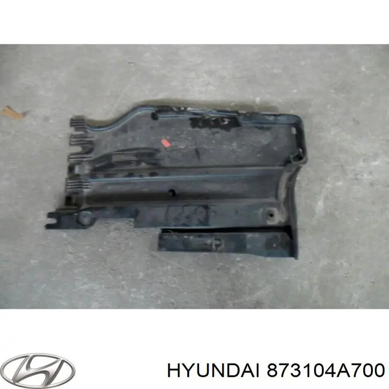 873104A700 Hyundai/Kia молдинг двери задней (багажной 3/5-й)