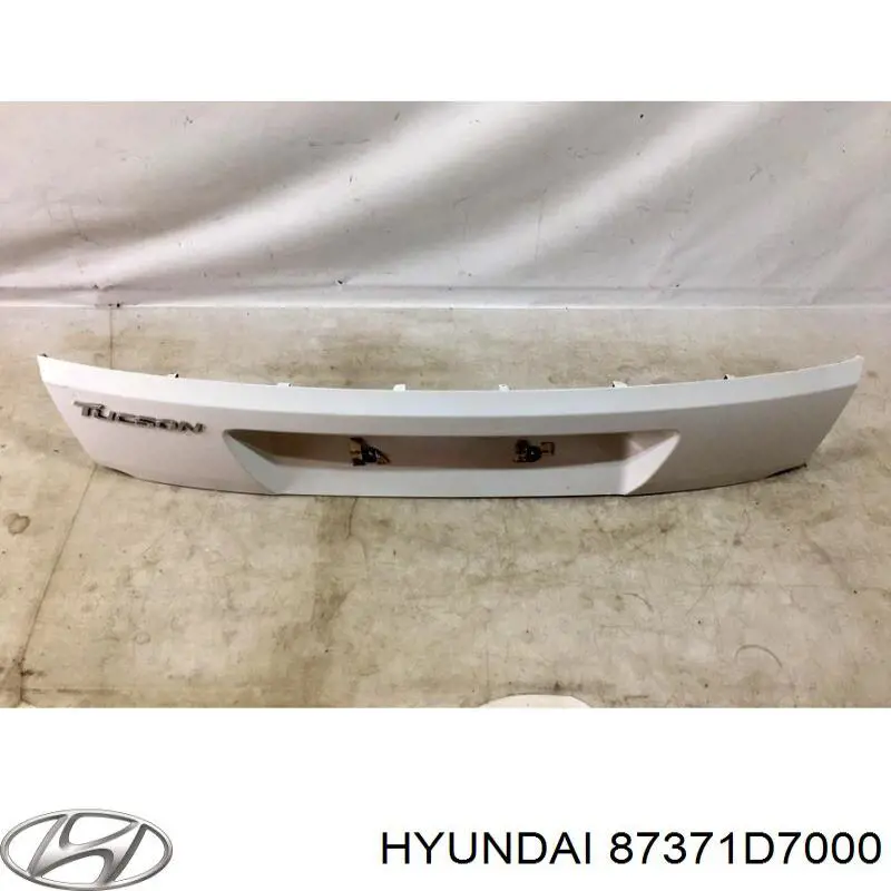 Купить 87371D7000 Hyundai/Kia Кронштейн заднего номерного знака