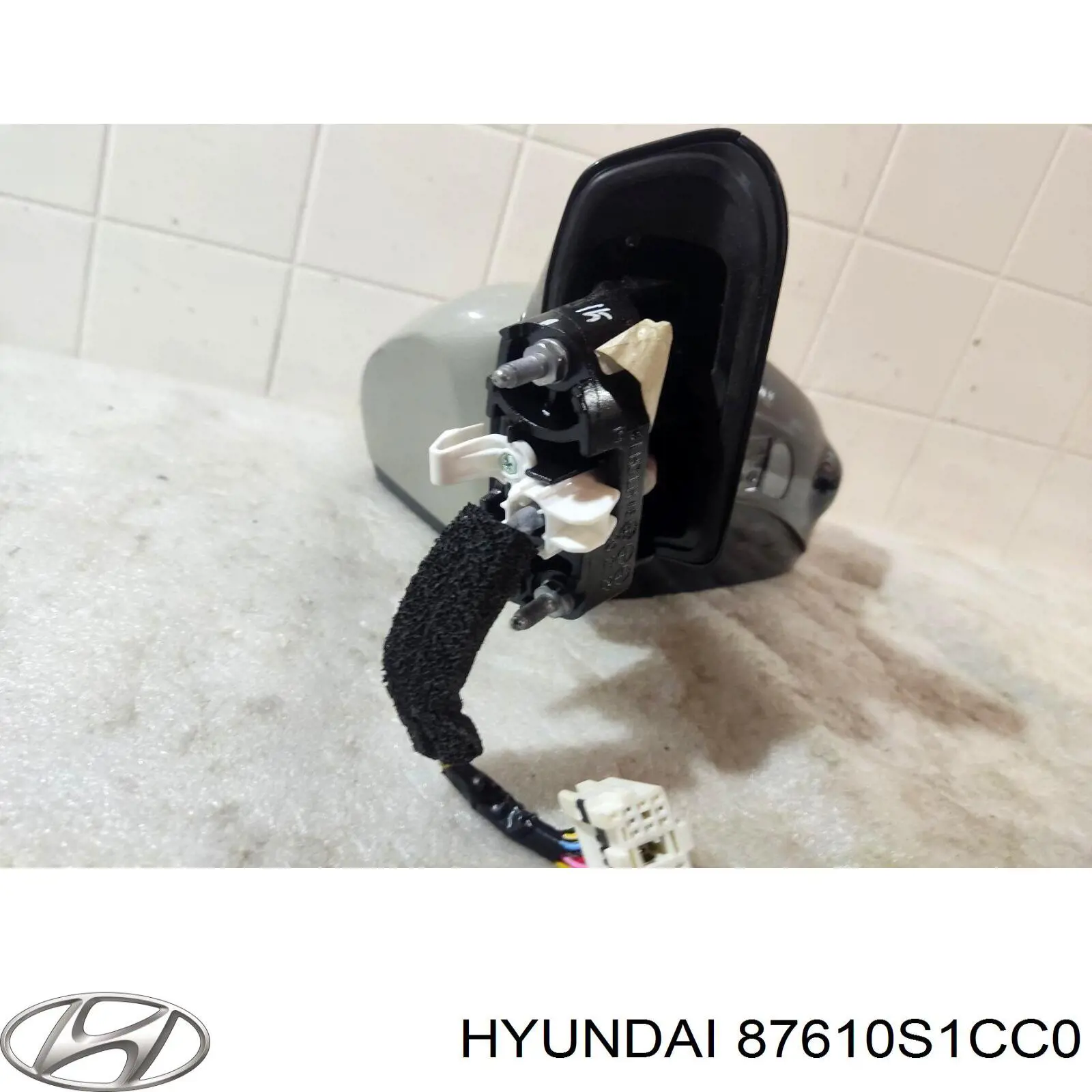 Левое боковое зеркало 87610S1CC0 Hyundai/Kia