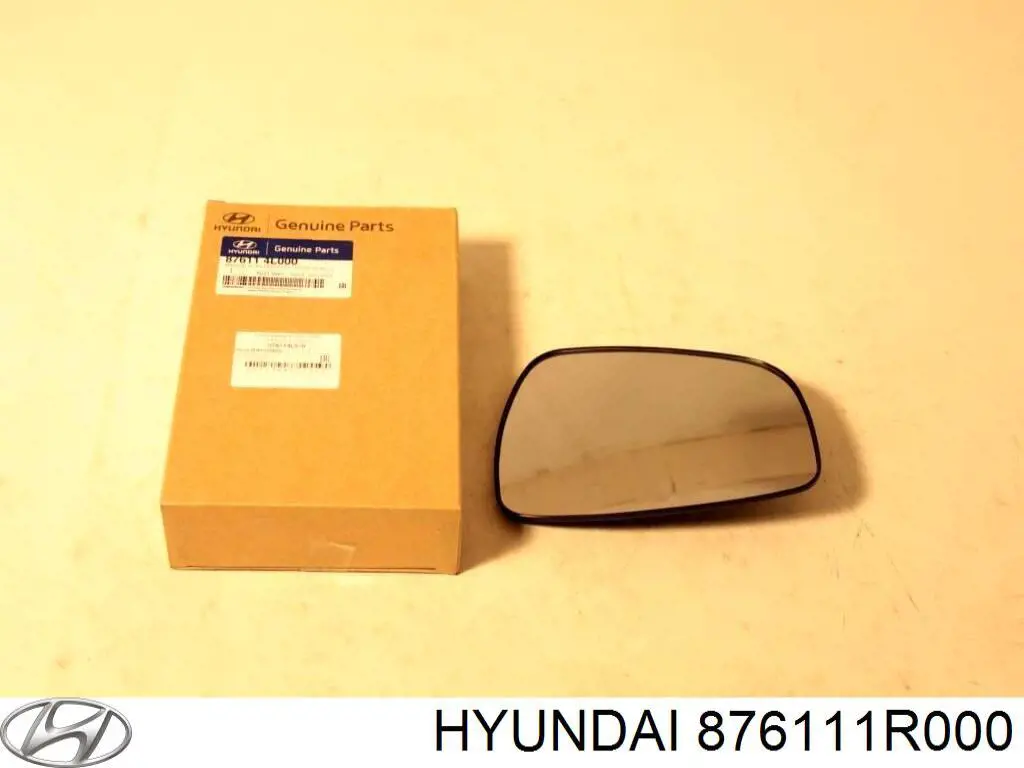 Зеркальный элемент зеркала заднего вида левого на Hyundai SOLARIS SBR11
