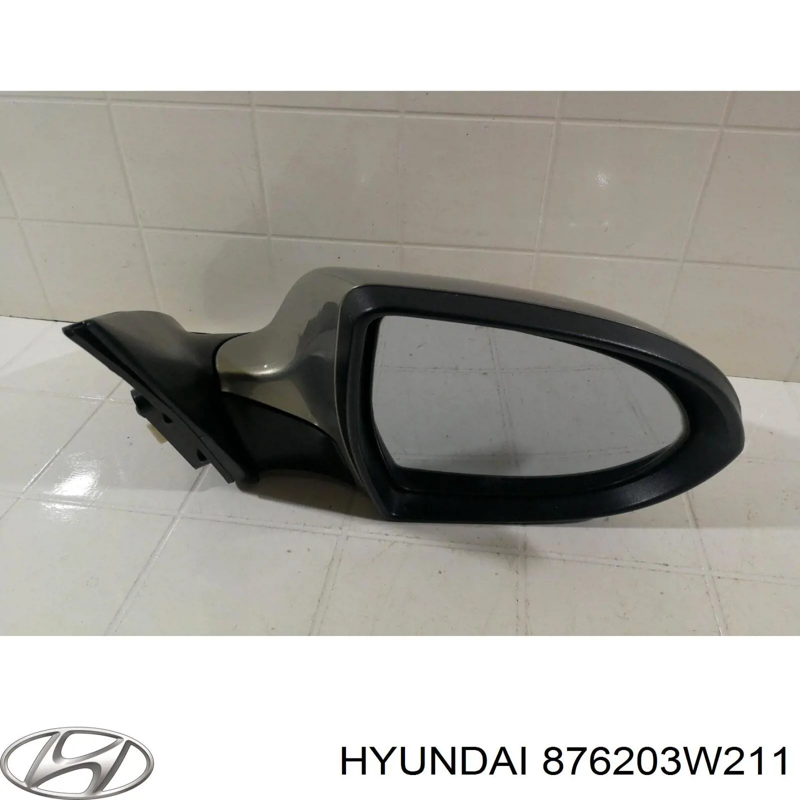 Правое боковое зеркало 876203W211 Hyundai/Kia