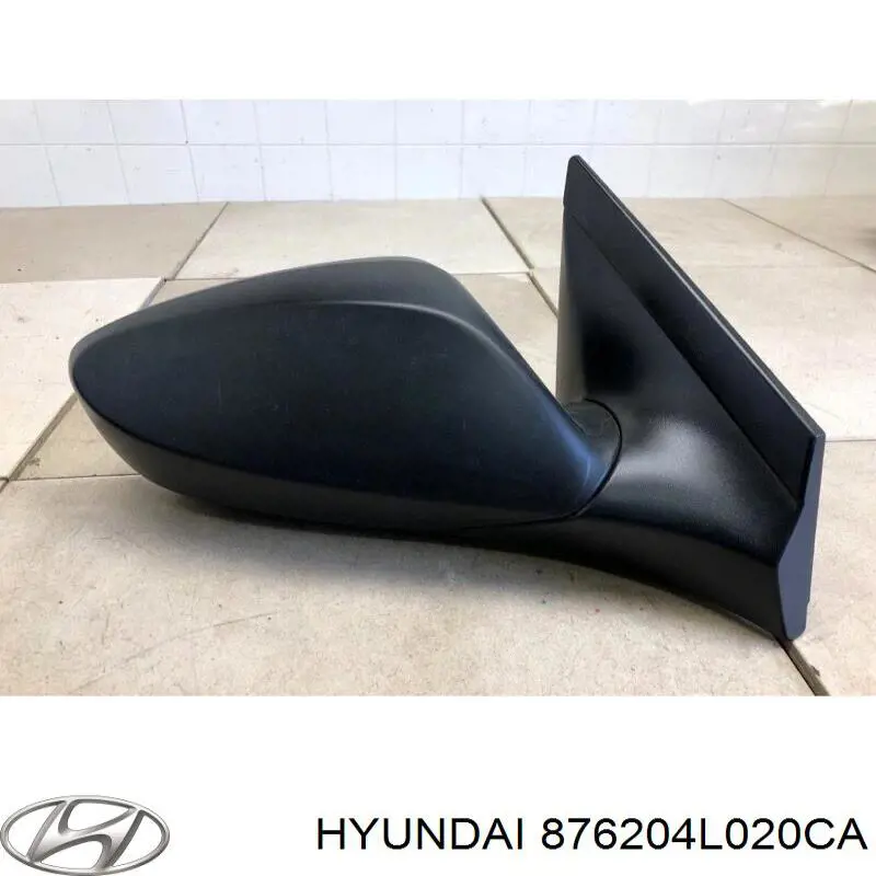 Правое боковое зеркало 876204L020CA Hyundai/Kia