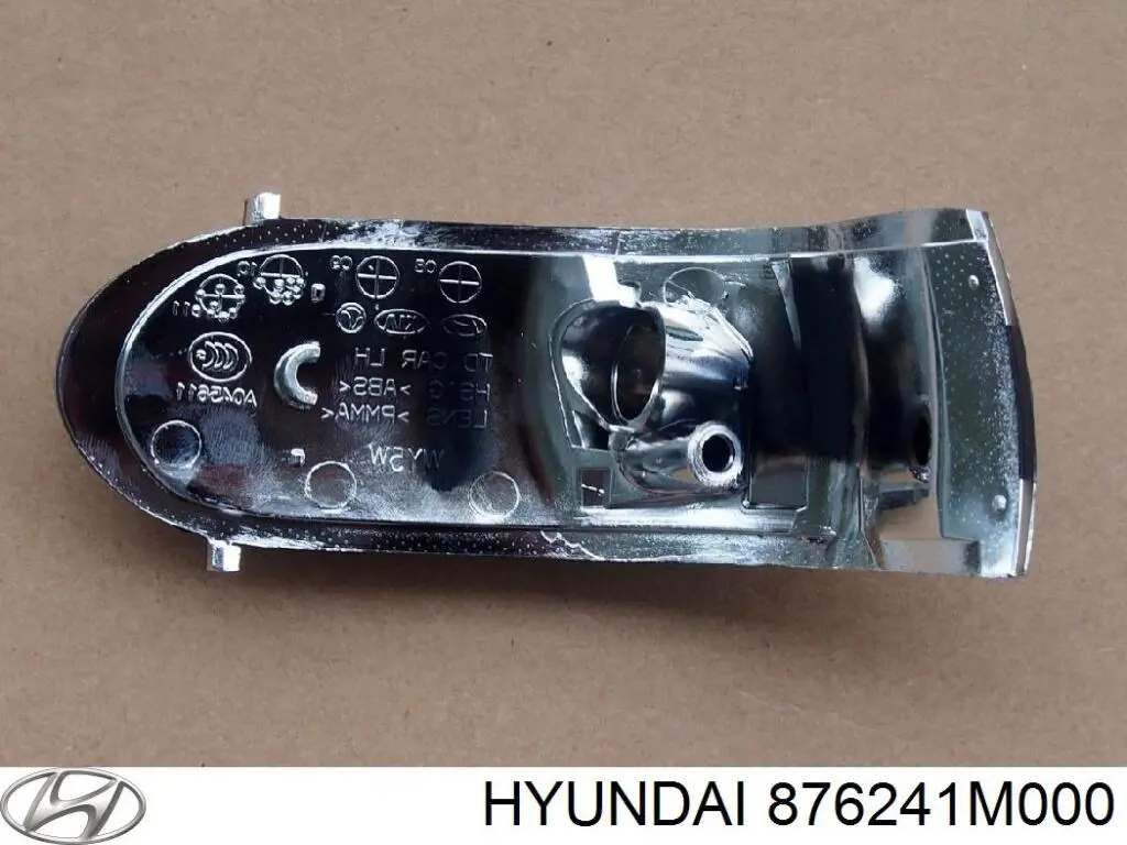  876241M000 Hyundai/Kia