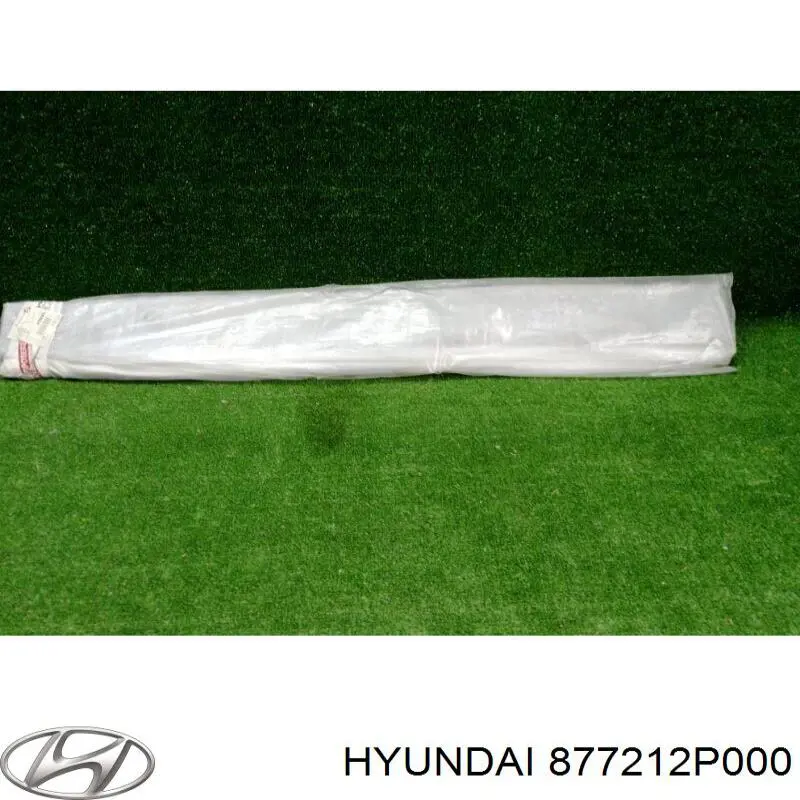 Накладка двери передней левой Hyundai/Kia 877212P000