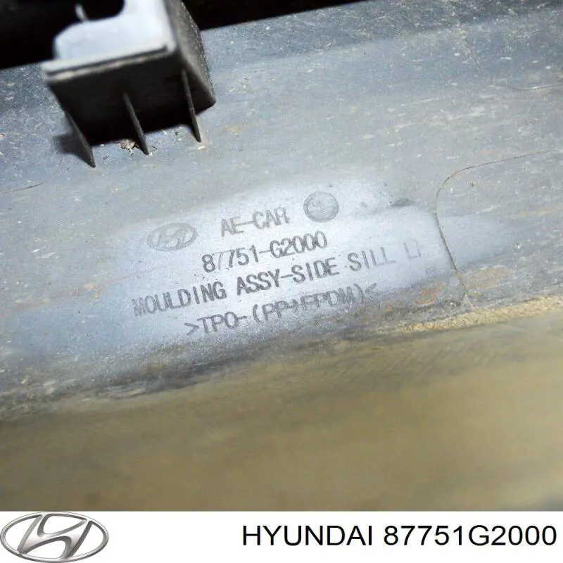 87751G2000 Hyundai/Kia Накладка наружняя (молдинг) порога, левый