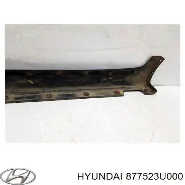 Накладка (молдинг) порога наружная правая 877523U000 Hyundai/Kia
