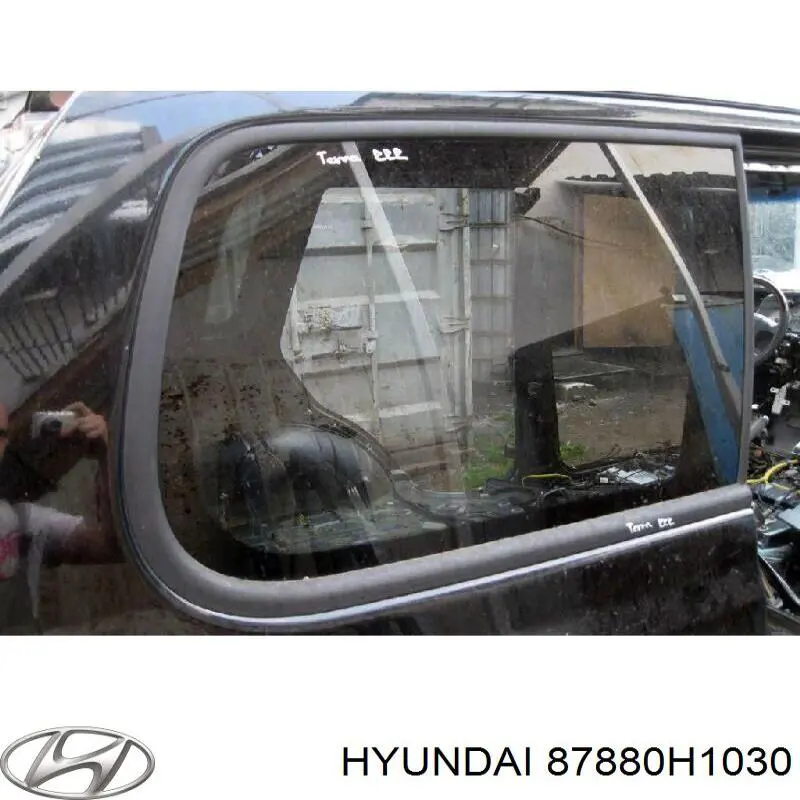 87880H1030 Hyundai/Kia Стекло багажного отсека, правое