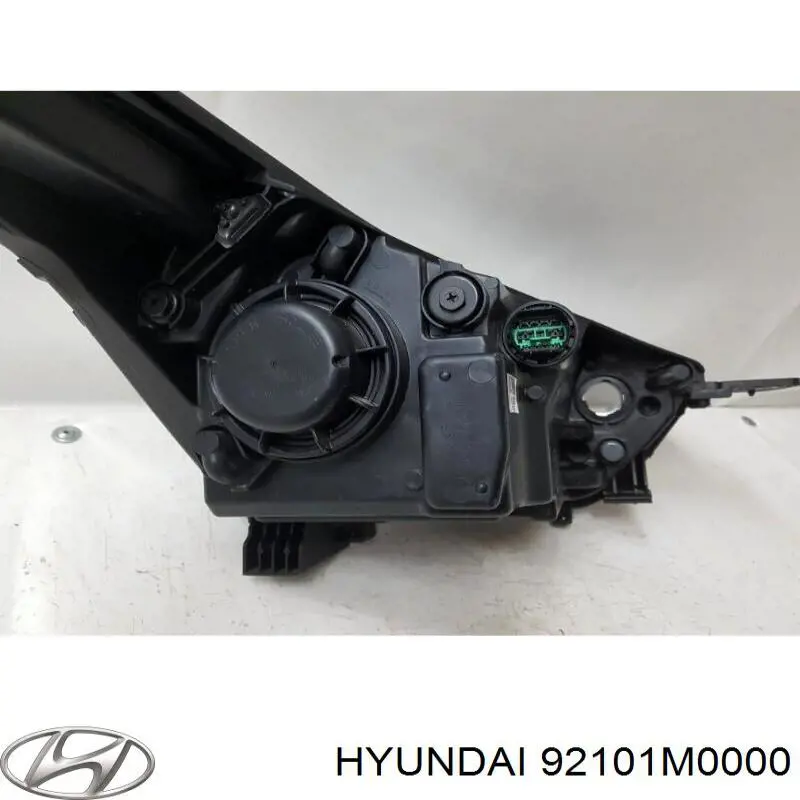 Левая фара 92101M0000 Hyundai/Kia
