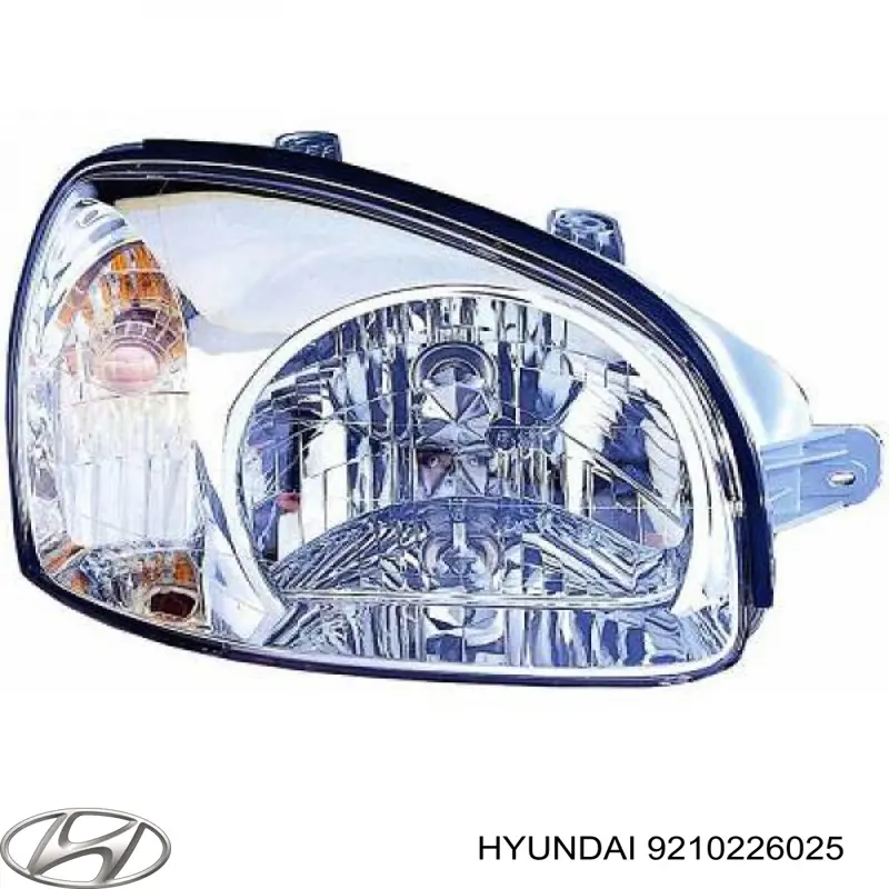 Правая фара 9210226025 Hyundai/Kia