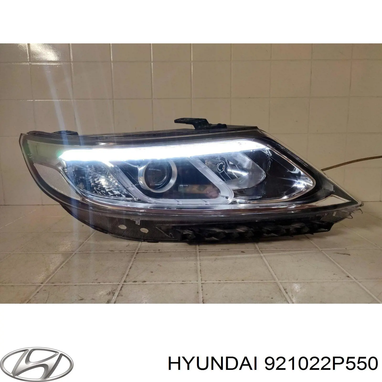 921022P550 Hyundai/Kia Фара передняя правая
