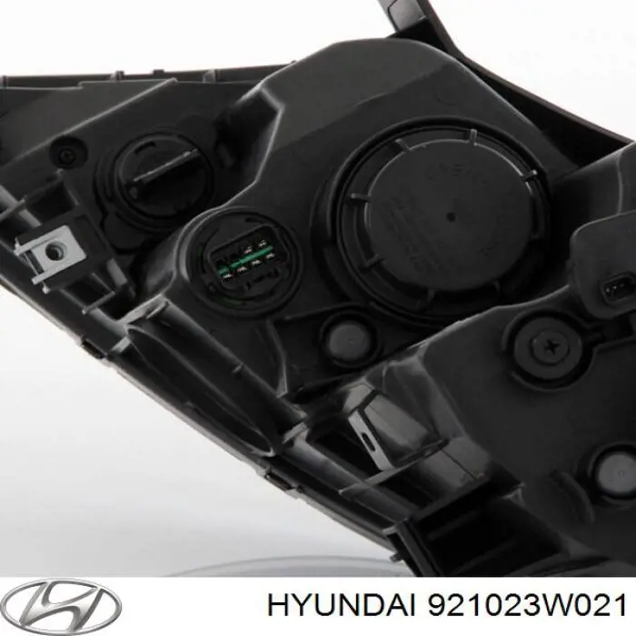 Фара правая 921023W021 Hyundai/Kia