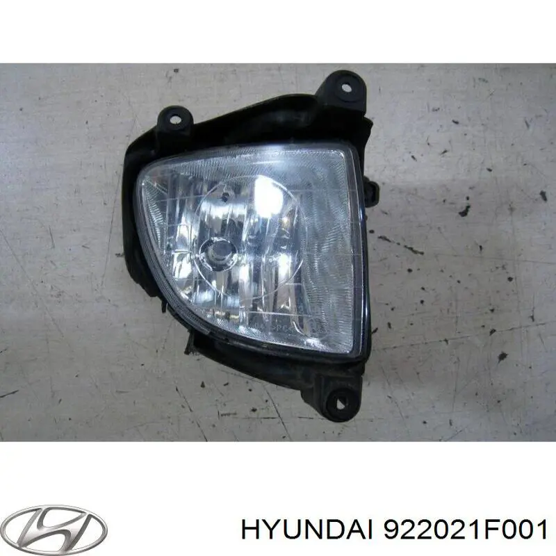 Фара противотуманная правая 922021F001 Hyundai/Kia