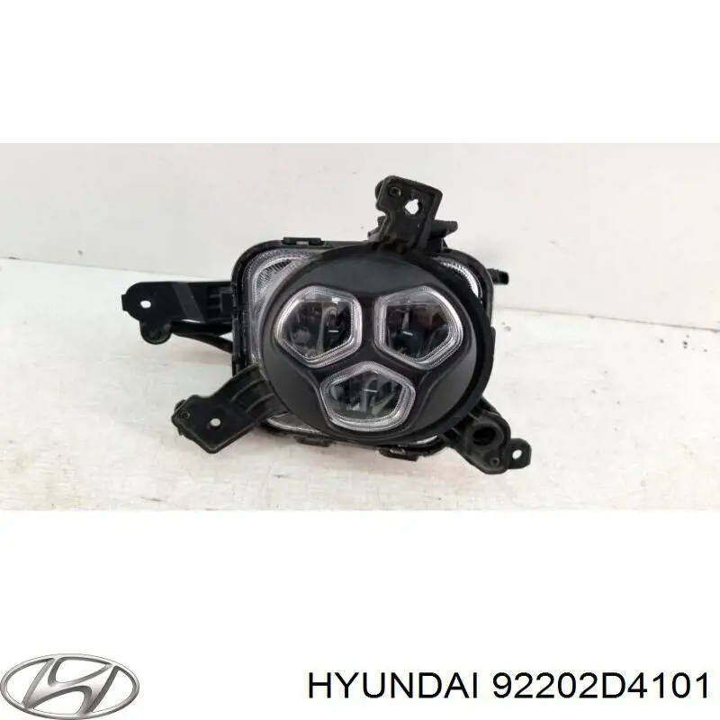 Фара противотуманная правая Hyundai/Kia 92202D4101
