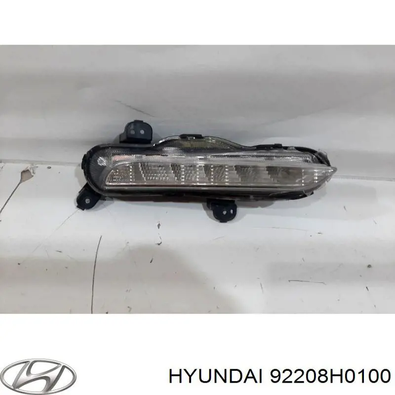 Фара дневного света правая 92208H0100 Hyundai/Kia