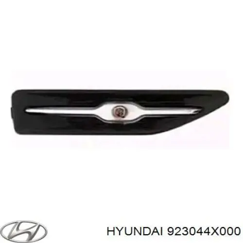 Повторитель поворота на крыле правый 923044X000 Hyundai/Kia
