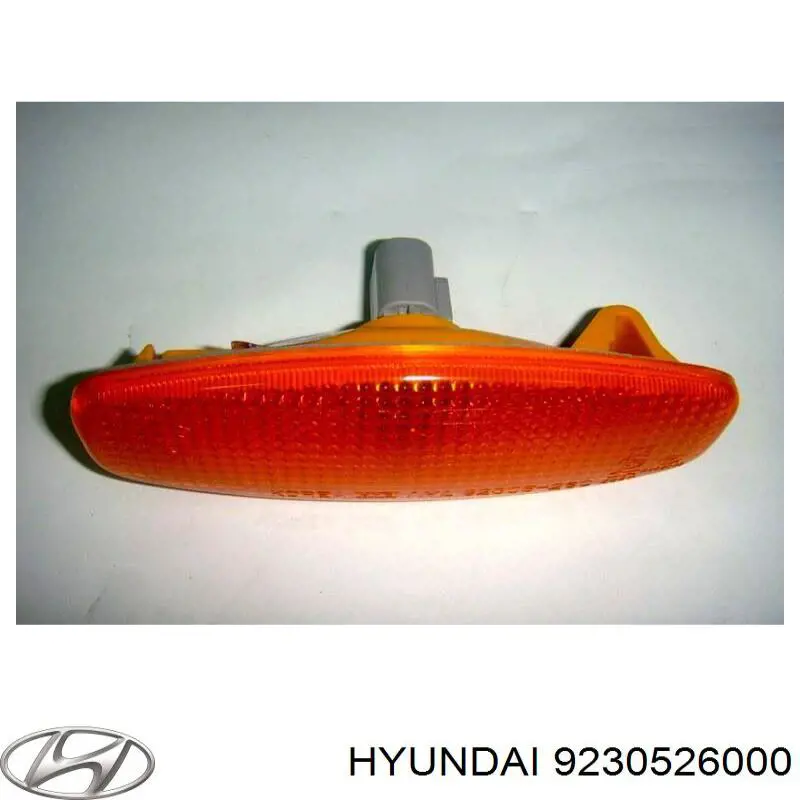 9230526000 Hyundai/Kia повторитель поворота на крыле